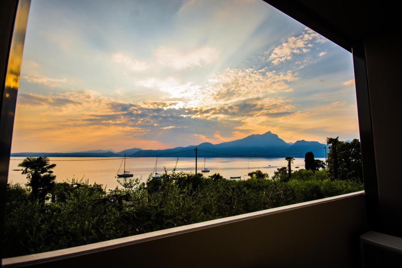 Hotel Eden Torri Del Benaco Luaran gambar