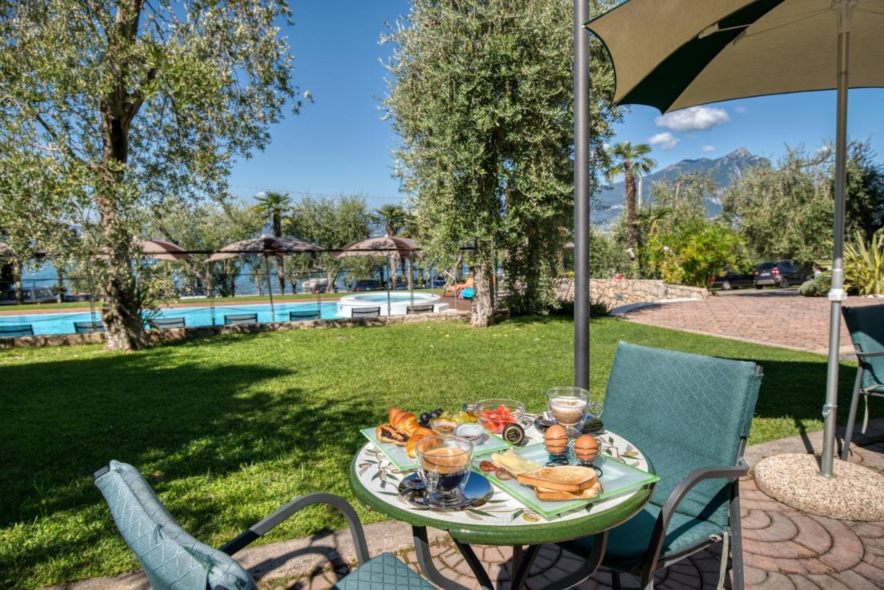 Hotel Eden Torri Del Benaco Luaran gambar
